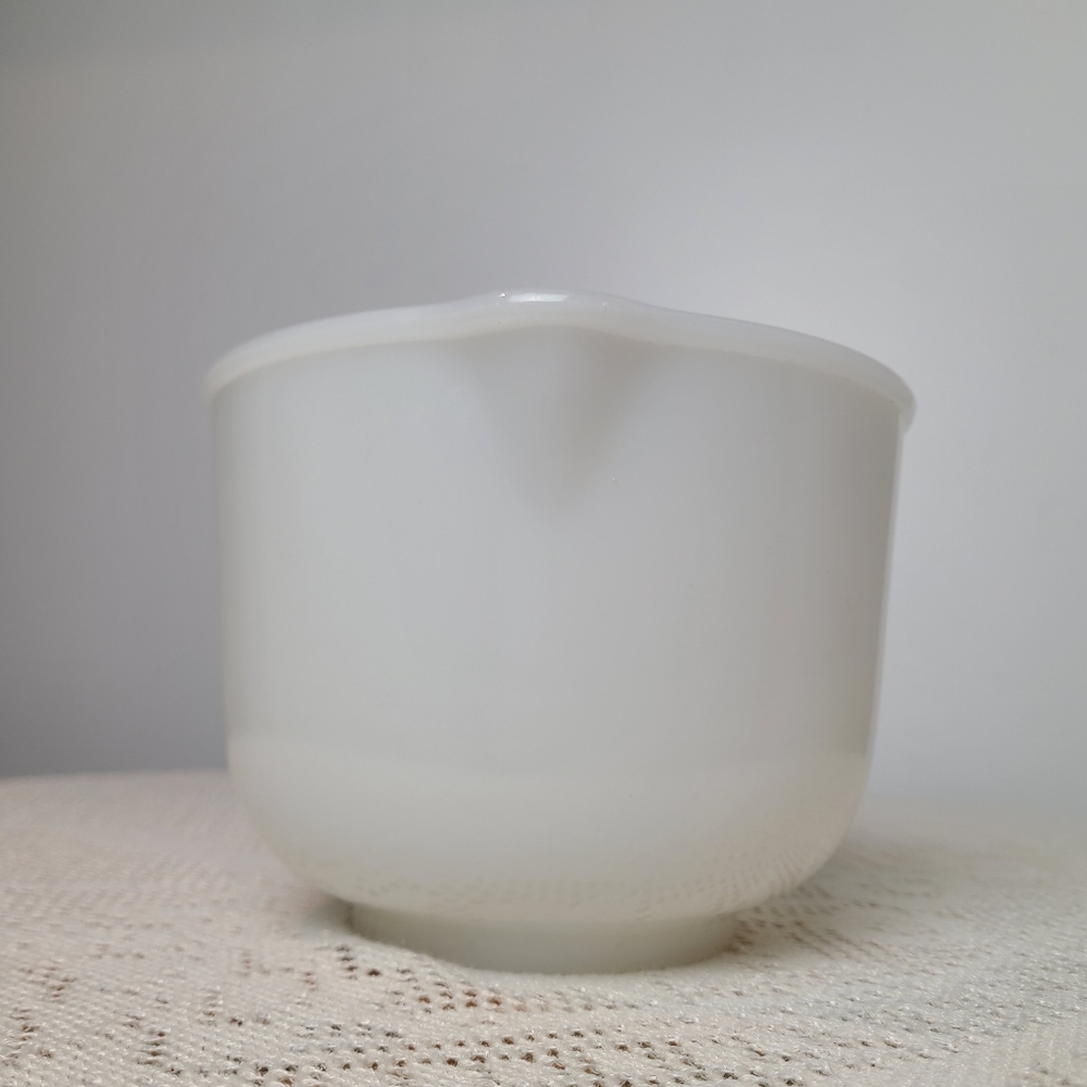 Vintage Glasbake Made for Sunbeam Mixer White Milk Glass Mixing Bowl # 20CJ USA - Picture 4 of 12